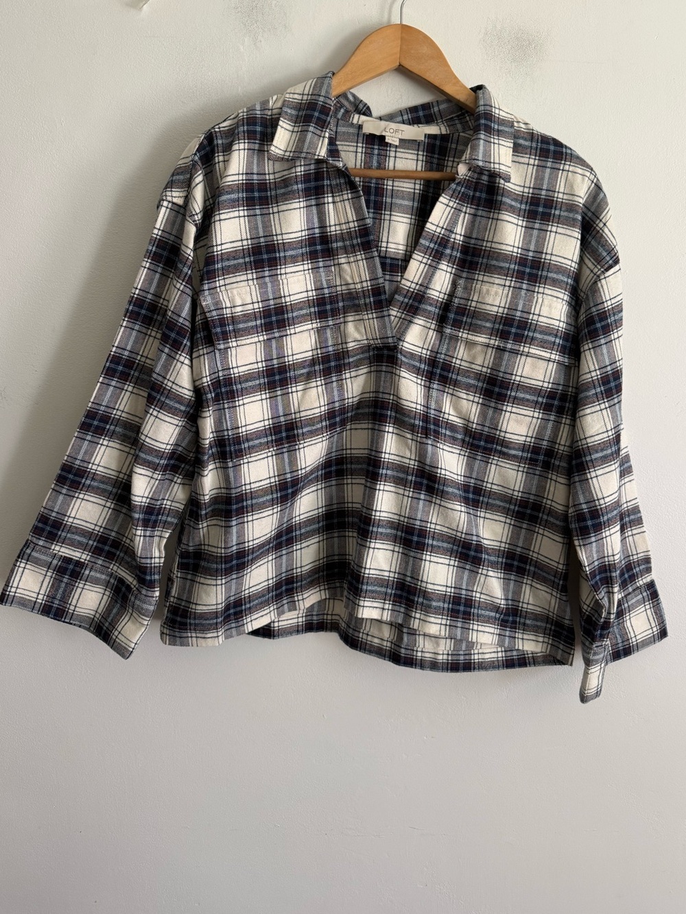 LOFT Plaid Flannel Popover Boxy Top – Women’s Medium